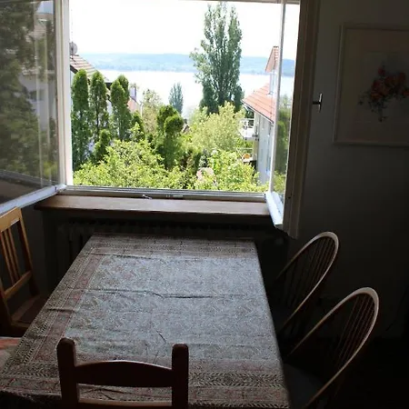 Erholung Mit Seesicht, Terrasse Und Garten