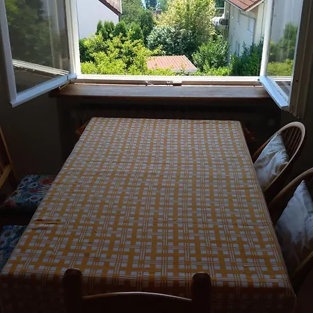 Erholung Mit Seesicht, Terrasse Und Garten דירה