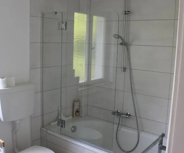 شقة Erholung Mit Seesicht, Terrasse Und Garten *