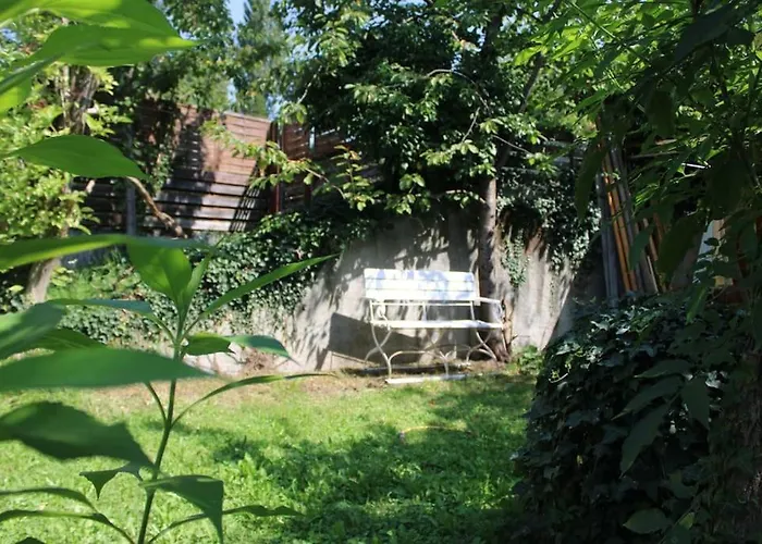 شقة Erholung Mit Seesicht, Terrasse Und Garten